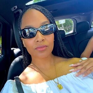 Meet your Posher, Keturah